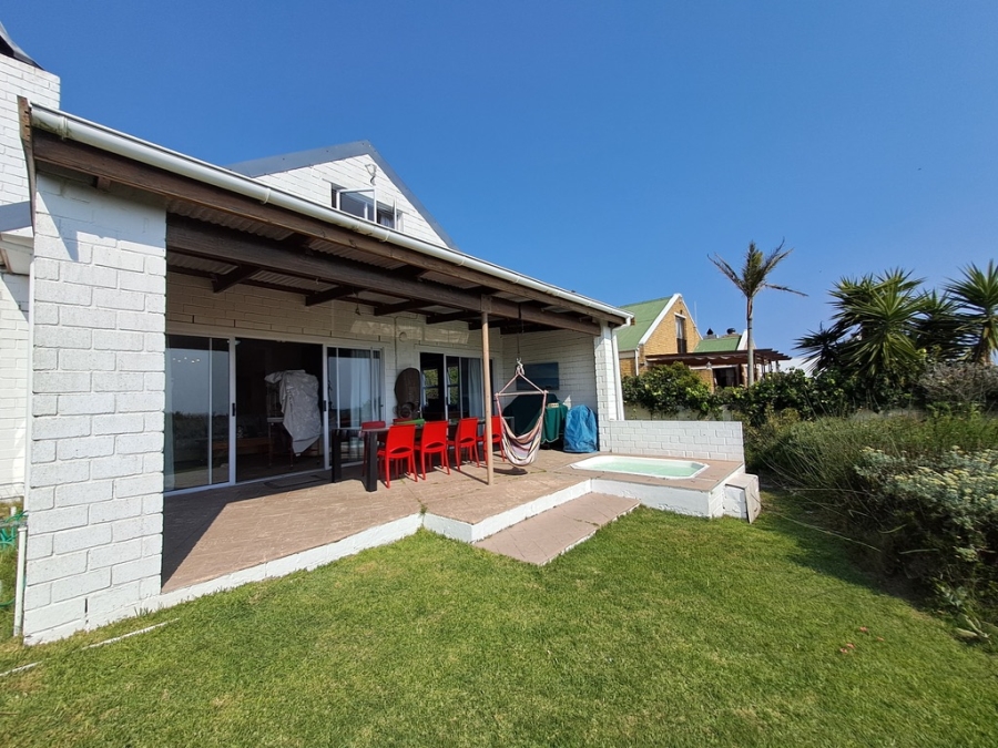 4 Bedroom Property for Sale in Grotto Bay Western Cape